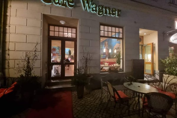 L_014.CafeWagner.4 (2).jpg