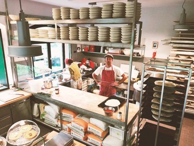 L_063.Bäckerei.backstein_profile_Laden_2018.jpg