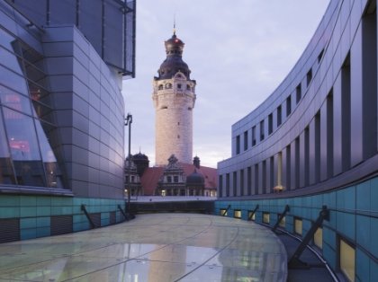 Leipzig.petersbogen_blickzumneuenrathaus___michaelbader_2008_5853